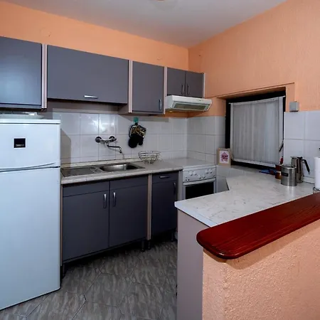 Apartment Manis Tar Porec A6 1 With 3 Nedrooms 2 Km To The Beach Apartament *