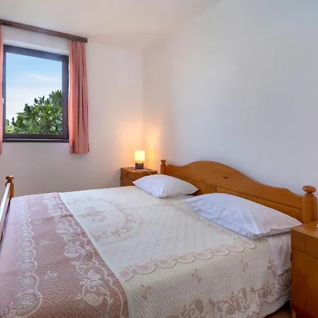 Apartment Manis Tar Porec A6 1 With 3 Nedrooms 2 Km To The Beach *