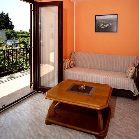 Apartment Manis Tar Porec A6 1 With 3 Nedrooms 2 Km To The Beach *