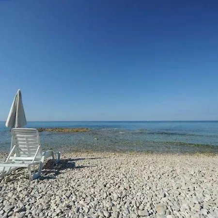 Apartment Manis Tar Porec A6 1 With 3 Nedrooms 2 Km To The Beach