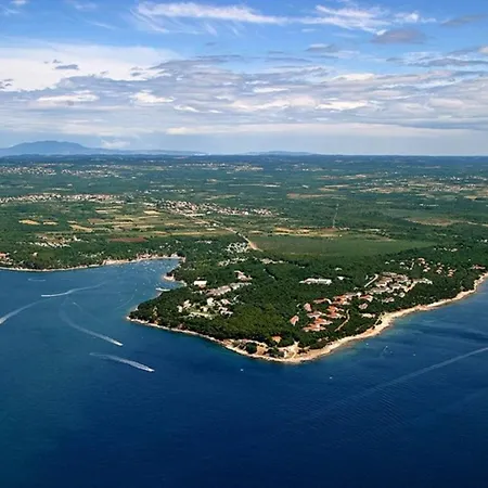 Apartment Manis Tar Porec A6 1 With 3 Nedrooms 2 Km To The Beach Apartmán Tar-Vabriga